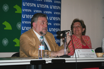 Octavio Granado, secretario de Estado de la Seguridad Social, junto a la presidenta de UNESPA, Pilar González de Frutos