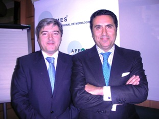 El delegado en Castilla-La Mancha, Enrique García, y el presidente de APROMES, Javier García Bernal