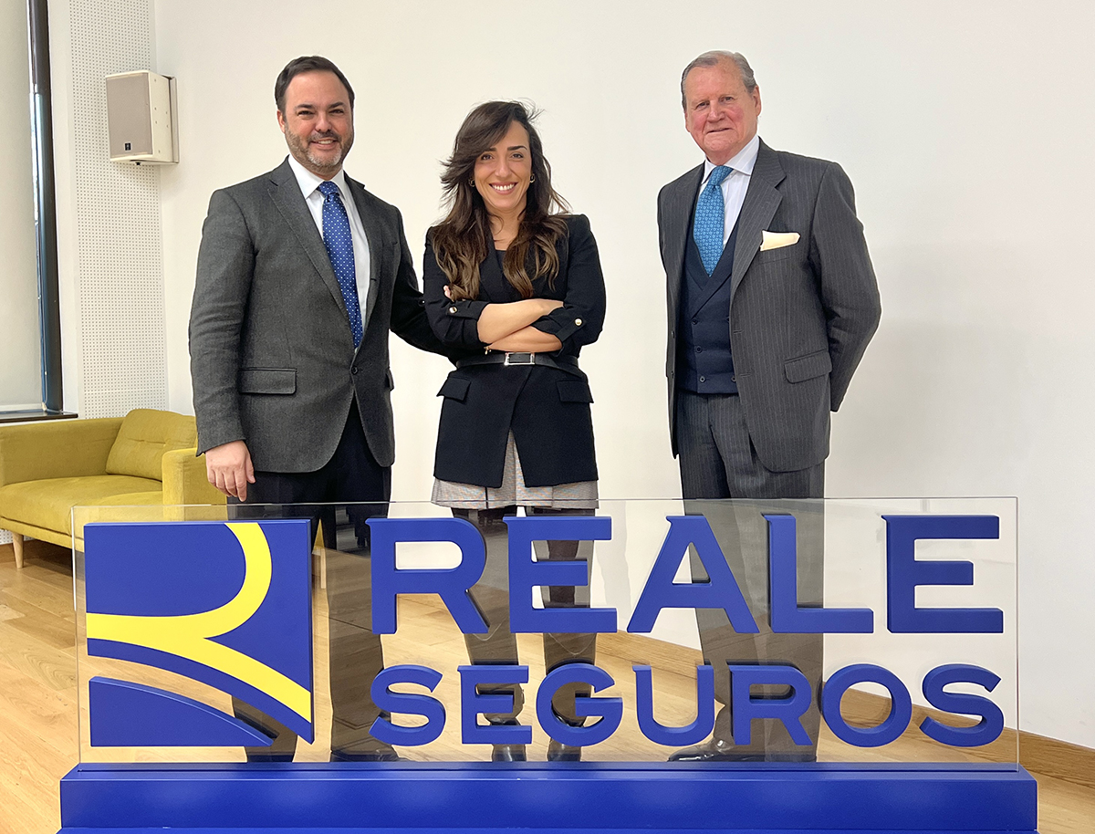Reunión con Reale
