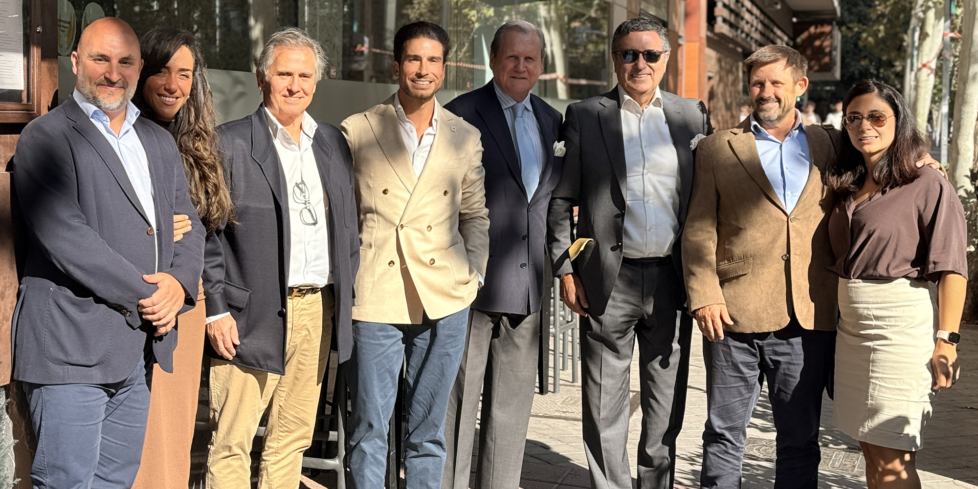 APROMES refuerza la colaboración con Hiscox en un encuentro institucional