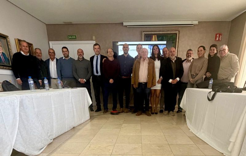 Reunión con asociados de APROMES Canarias